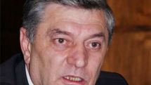 Շիրակի մարզպետի հորդորը՝ տնօրեններին. Խուսափել գործ տվողի կարգավիճակում հայտնվելուց 