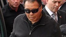 Дочь Мохаммеда Али сообщила об улучшении здоровья легендарного боксера 