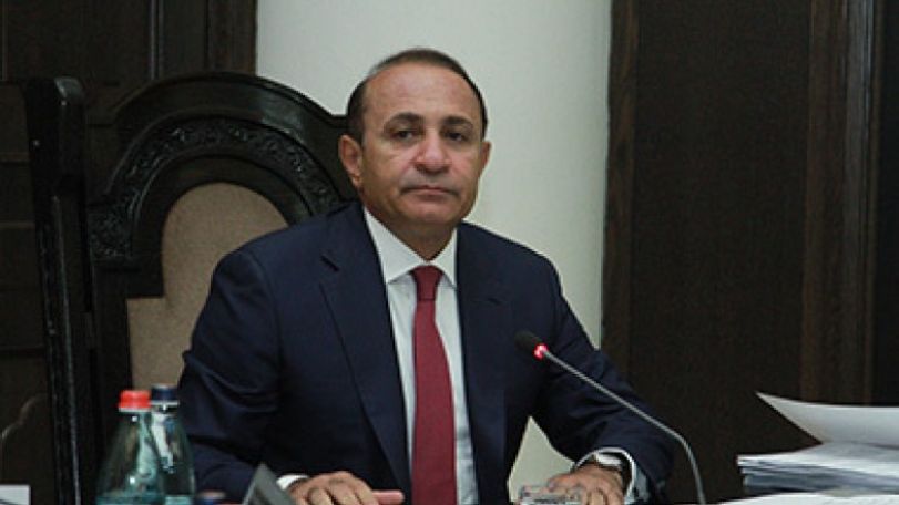 Authorities plan to allow Russian citizens to visit Armenia without international passports