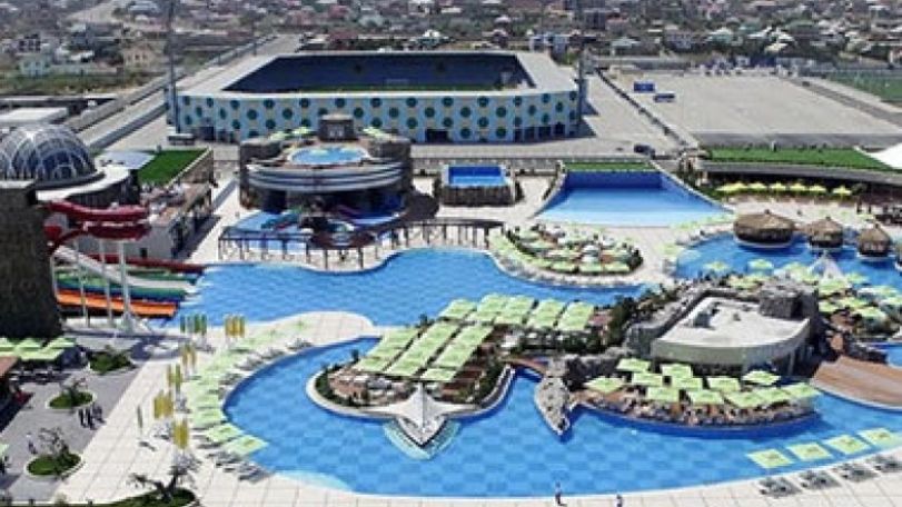 Azerbaijani lawyer offers segregated beaches in order women not to be attacked by men