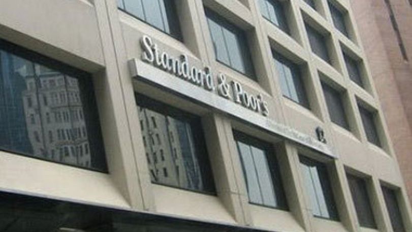 Рейтинговое агентство «Standard & Poor's» подтвердило крах банковского сектора Азербайджана