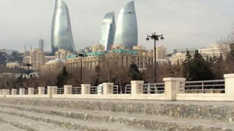 У сотрудников «Amnesty International» изъяли паспорта и депортировали из Азербайджана в преддверии парламентских выборов 