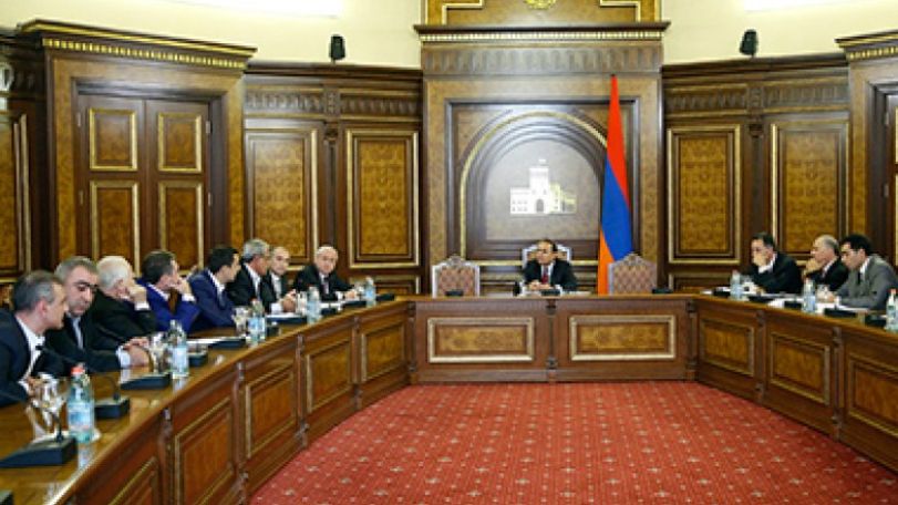 Prime Minister Abrahamyan meets with Armenia’s dairy manufacturers 