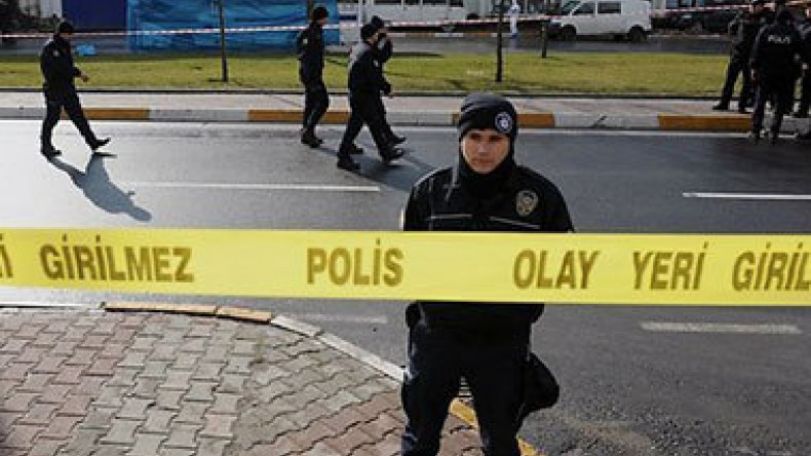 Two policemen, seven Islamic State militants killed in Turkey