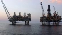 На фоне спада добычи нефти расходы Госнефтефонда Азербайджана значительно превышают его доходы