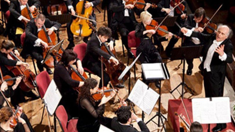 Toronto Symphony Orchestra commemorates Armenian Genocide Centennial with concert 