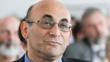 Брат политзаключенного Арифа Юнуса призывает Запад ввести санкции против властей Азербайджана