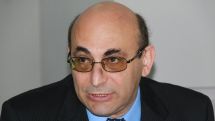 Шеф-редактор «Минвал.аз»: Власти Азербайджана освободили Арифа Юнуса во избежание скандала