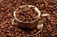 Drinking coffee prolongs life