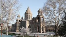 Military chronicler of Russian Empire testifies how greedy Khan of Erivan robbed Etchmiadzin Cathedral
