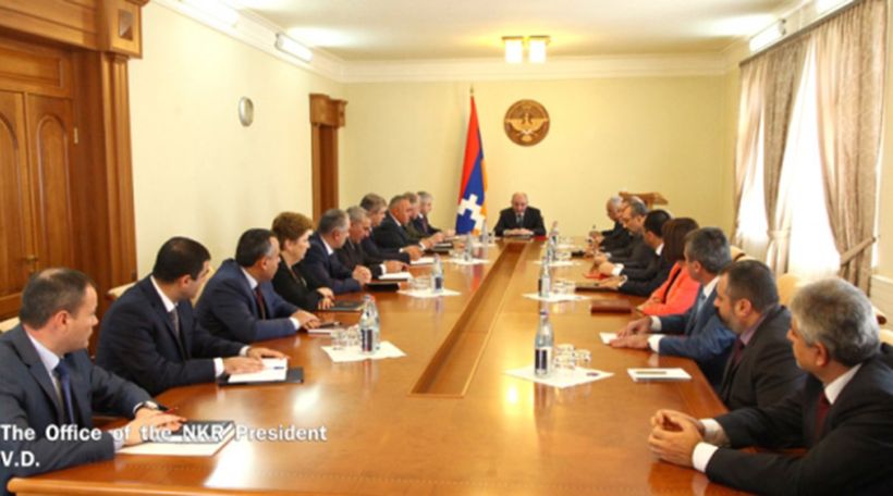 Բակո Սահակյանը կայանալիք մարդահամարի հետ կապված խորհրդակցություն է անցկացրել