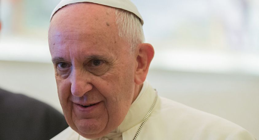Pope Francis answers questions about Russia-Turkey tension and his visit to Armenia