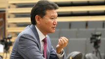 Шахматная сенсация: Кирсан Илюмжинов предложил приостановить его полномочия как главы ФИДЕ