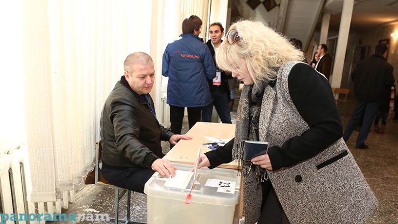Armenian CEC head: Voter turnout in constitutional referendum 50.51% as of 8:00 pm