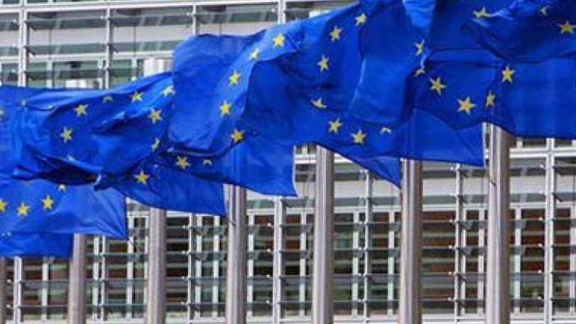  EU Commission proposes 7 bln euro loan for Greece for July