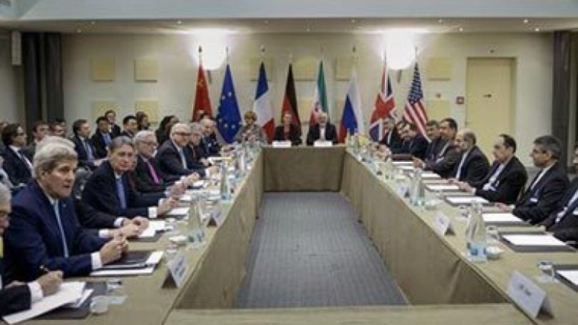 Iran nuclear: Talks to resume past deadline