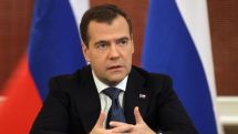 Дмитрий Медведев призвал приготовиться к худшему в экономике России при условии продолжения снижения цен на нефть