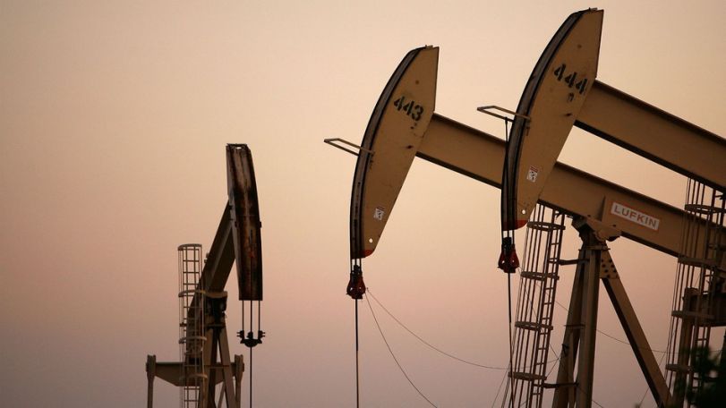 Brent dips below $28 as end to Iran sanctions set to worsen glut