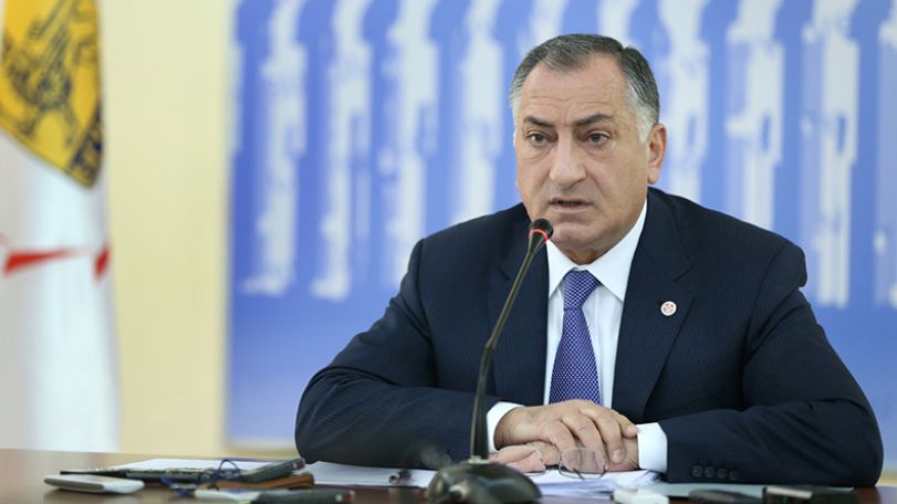 Երբ փոխքաղաքապետը չգիտե «շռայլությություն բառի չափման միավորները»