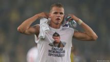 Российский футболист может получить дисквалификацию за демонстрацию футболки с Путиным после матча с турецким клубом