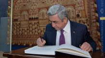 Президент Серж Саргсян посетил выставку «Армения. Легенда бытия» в Государственном историческом музее России