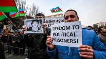 Реакция правозащитников на помилование политзаключенных в Азербайджане: освобождают одних, но появляются новые