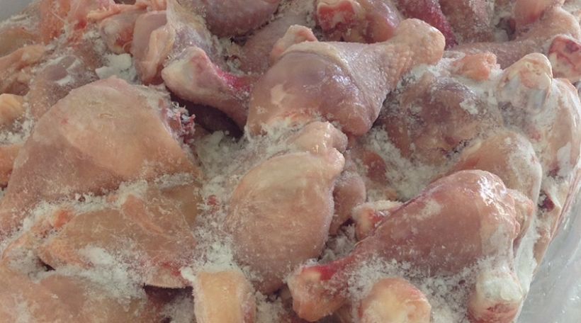 Import of about 20 tons of frozen chicken meat banned