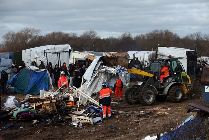 Syrian children die in fire at Turkish refugee camp