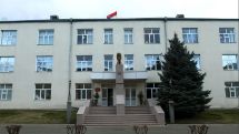 Ապրիլի 3-ի լույս 4-ի գիշերը հակառակորդը շարունակել է  արկակոծել առաջնային դիրքերն ու մերձակա հայկական բնակավայրերը. ԼՂՀ ՊՆ