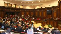Armenian parliament ratifies treaty on accession to EEU 