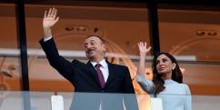 Expert: Azerbaijani authorities poison youth against opposition to divert attention from Panama offshore scandal