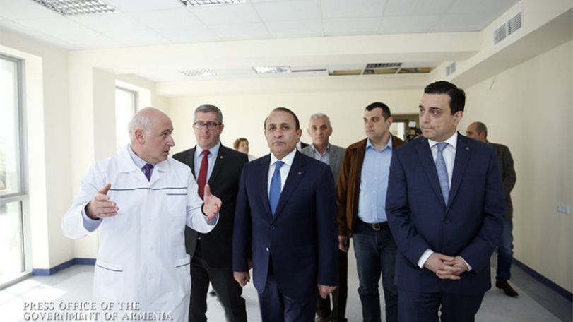 Վարչապետը ծանոթացել է արյունաբանական կենտրոնի վերակառուցման աշխատանքներին