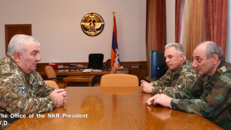 Президент НКР обсудил с начальником ГШ ВС Армении Юрием Хачатуровым военные действия Азербайджана против Арцаха