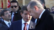Отставка Давутоглу говорит о стремлении президента Турции Эрдогана получить больше власти – The New York Times