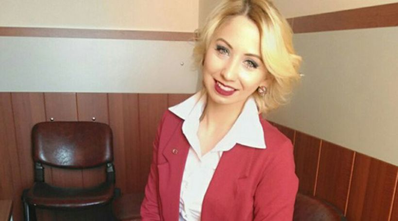Турецкая журналистка приговорена к 20 месяцам тюрьмы и лишена родительских прав за видео из суда