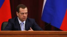 Премьеры России и Киргизии обсудили в Ереване двусторонние контакты