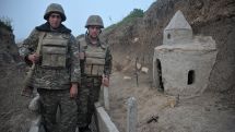 RFI: Об отсутствии религиозного характера войны в Карабахе свидетельствуют сохранившиеся здесь мечети и мусульманские кладбища