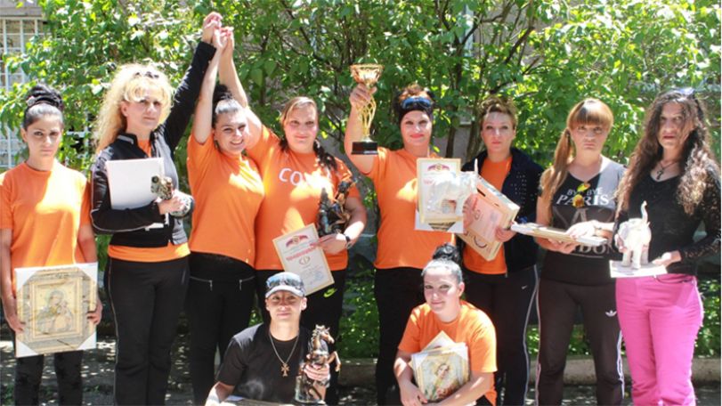Convicted women on the arena