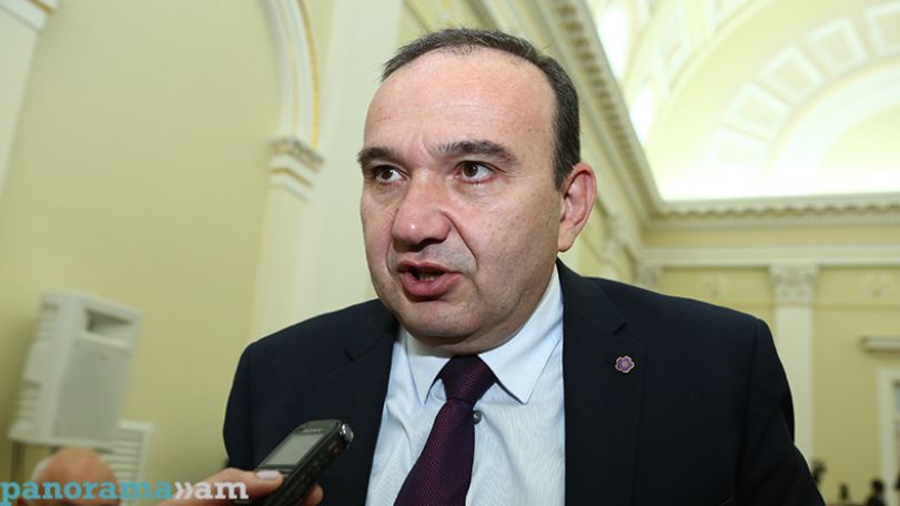Նախարարը՝ բուհերի  ուսումնական վարձը բարձրացնելու մասին