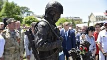 Спикер Госдумы России Сергей Нарышкин назвал памятник «вежливым людям» в Крыму символом патриотизма