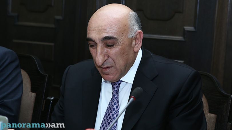 Правительство Армении предоставило министру Давиду Локяну служебный автомобиль – Lexus GX