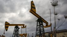 На фоне 25%-ного сокращения резервов Нефтяного фонда иностранные компании продолжают покидать Азербайджан