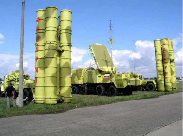 Генерал Фарзад Эсмаили: Российские С-300 уже в Иране и будут введены в эксплуатацию к 2017 году