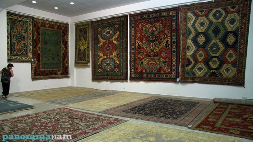 Carpet, knitwear production continues dropping in Armenia