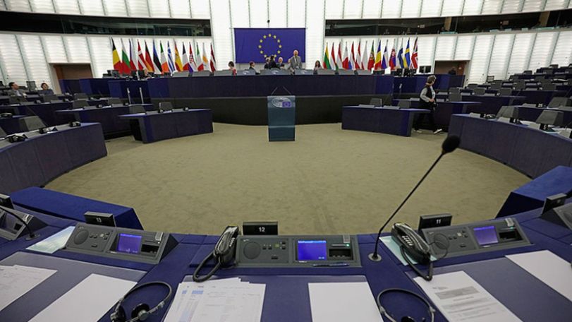 Комитет Европарламента высказался за отмену виз для граждан Грузии, Украины и Косово
