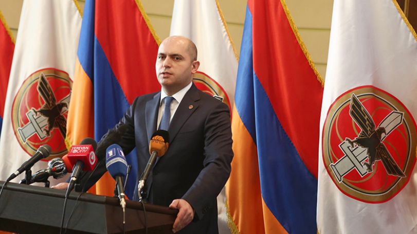 Армен Ашотян: Взаимные уступки не могут ставить под вопрос право народа НКР на самоопределение