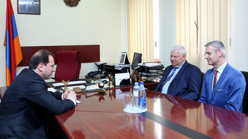 First Deputy Defense Minister meets with Andrzej Kasprzyk