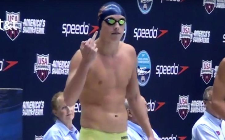 Olympic Canadian swimmer gives his father “the finger” before every race for good luck