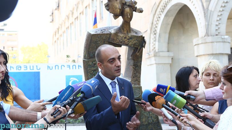 Ռադիոն վերադառնում է ամեն տուն. Հանրային ռադիոյի գործադիր տնօրեն