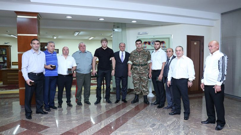 RA Defense Minister awards Olympic champions and their coaches